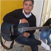 Maestro de piano básico e intermedio con experiencia